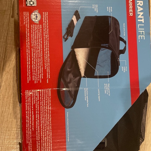 Vibrant Life PET CARRIER Small Guaranteed on-Board Soft-Sided Black, 16 lb Limit - Picture 10 of 10